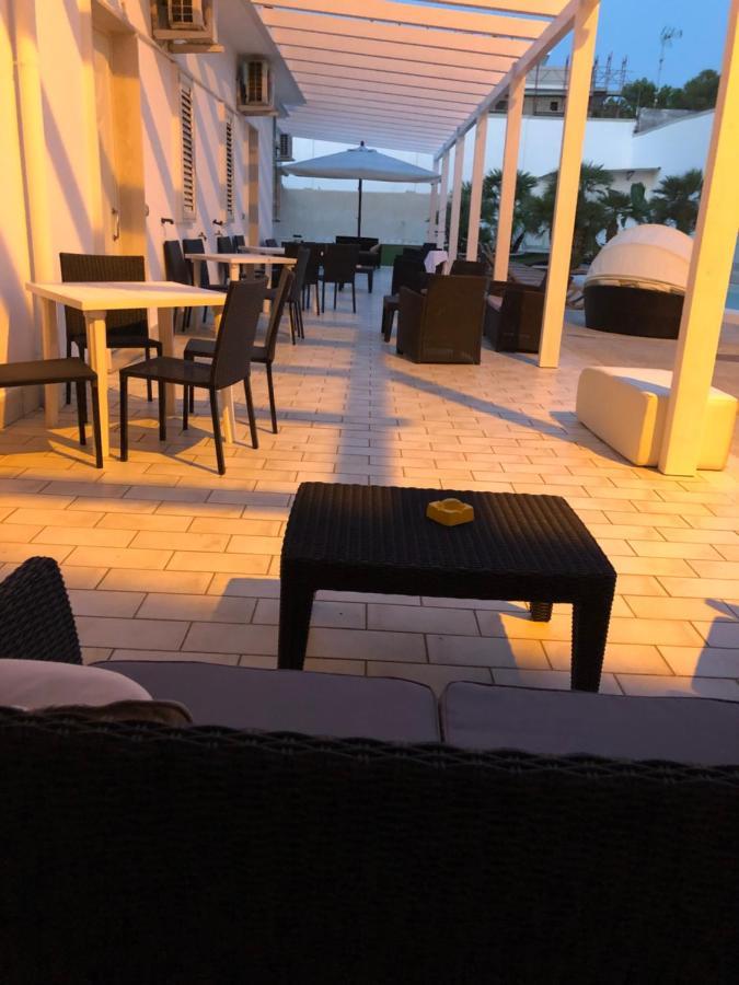 B&B Resort Signorile Bari Bagian luar foto