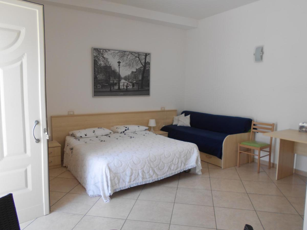 B&B Resort Signorile Bari Bagian luar foto